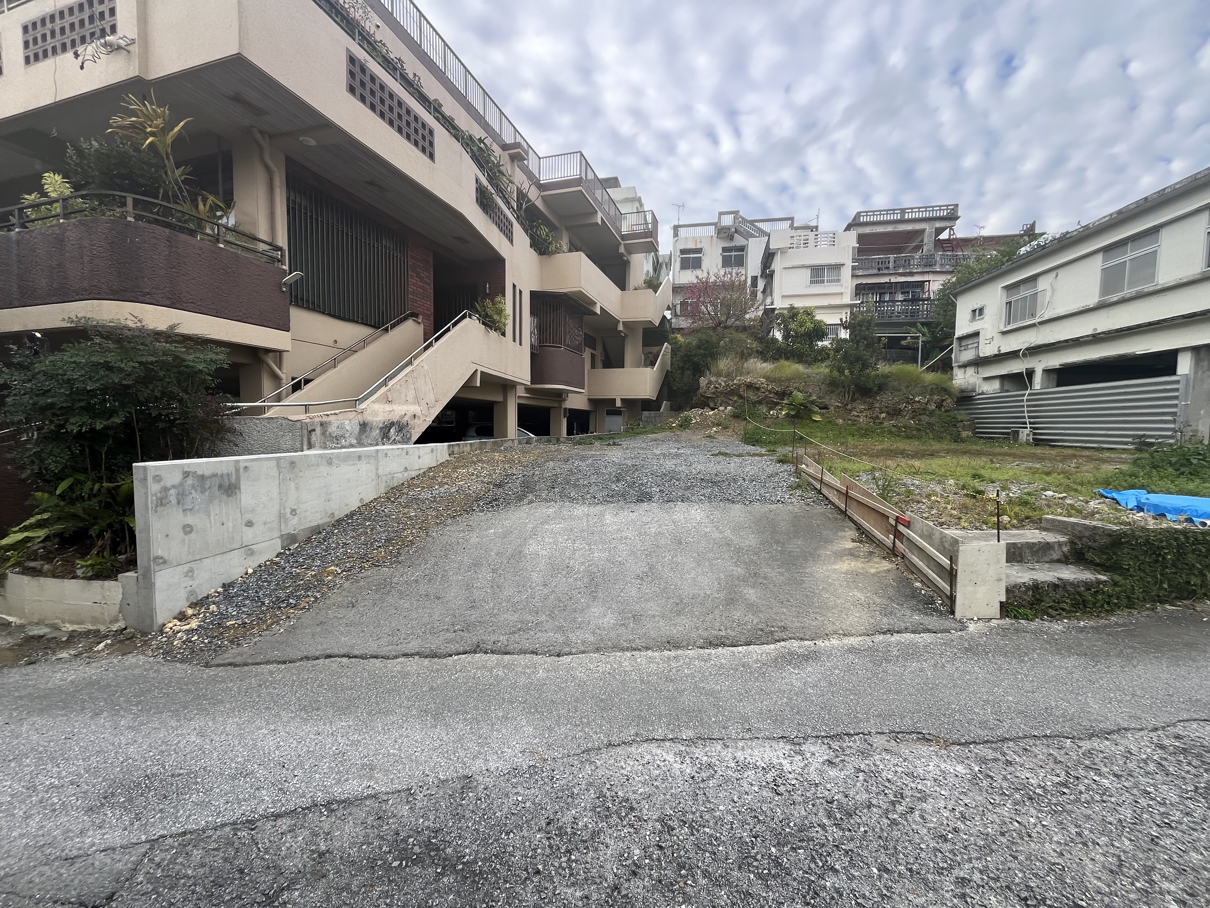 沖縄市城前町