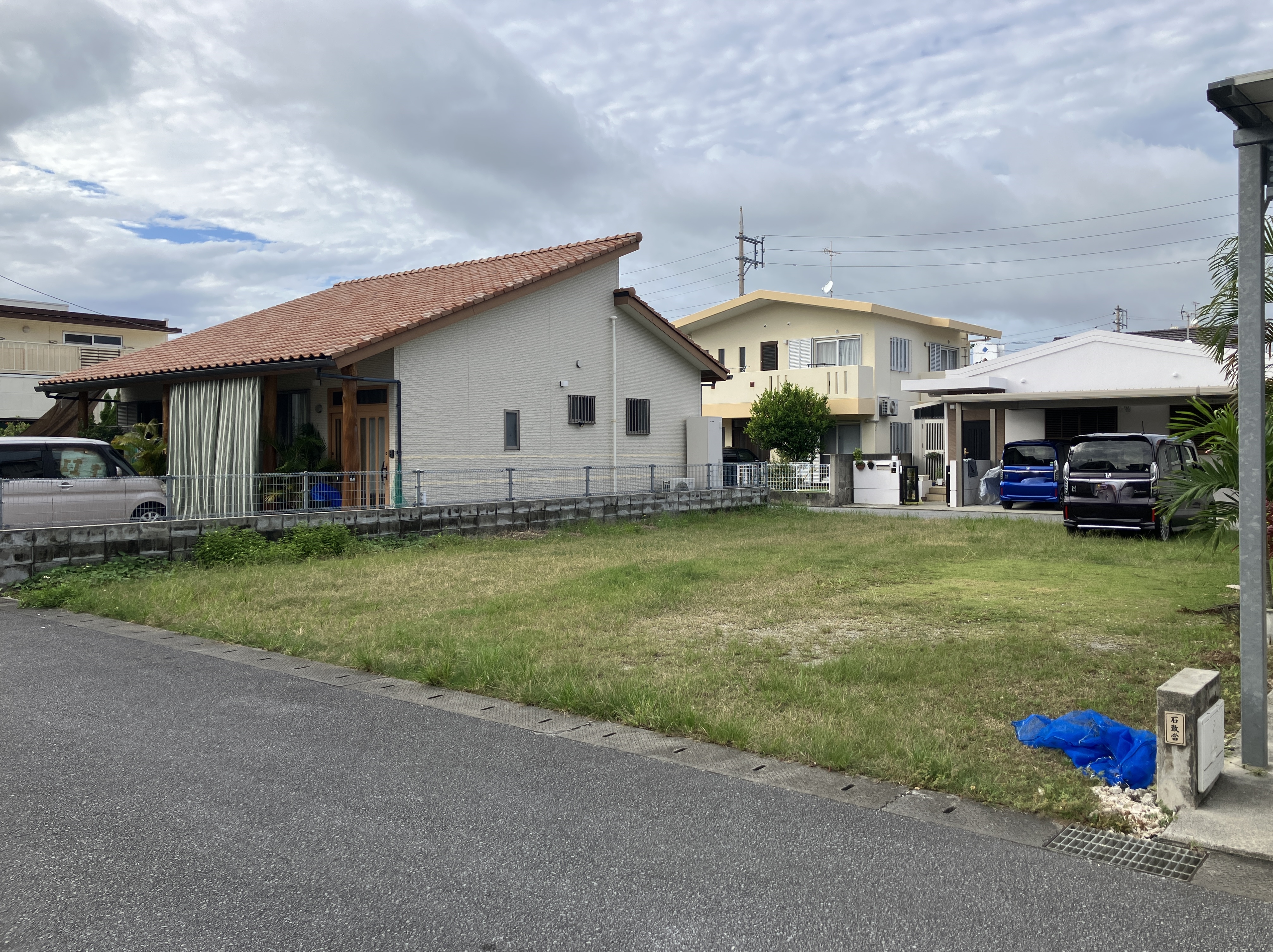 糸満市潮崎町